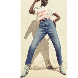 MOTHER The Tune Up Hover Cuff Jean Straight Leg